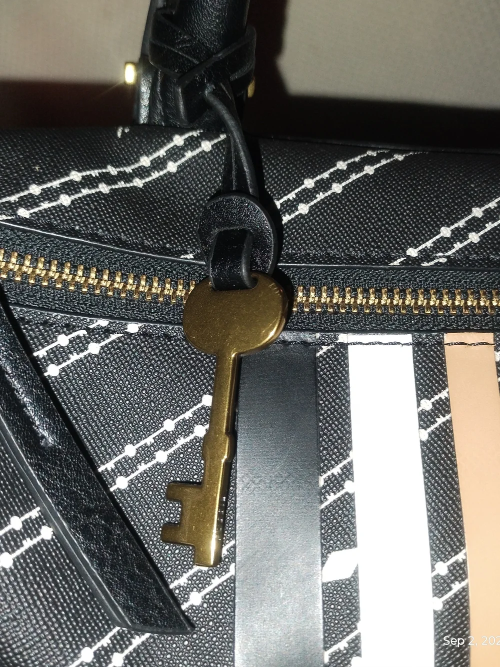 FOSSIL Parker Vegan Convertible Backpack Crossbody Hand Bag